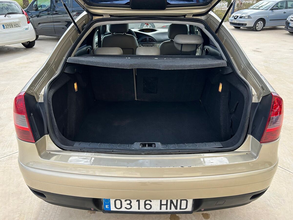 CITROEN C5 EXECUTIVE 2.0 HDI AUTO SPANISH LHD IN SPAIN 135000 MILES SUPERB 2006
